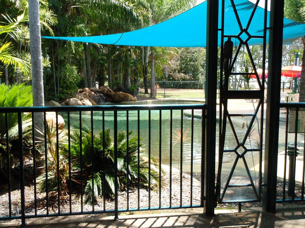 Bushland Beach QLD Accommodation QLD