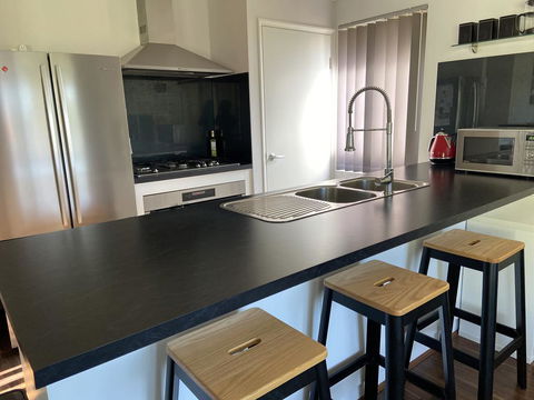 Byford House In The Glades - Accommodation QLD 1