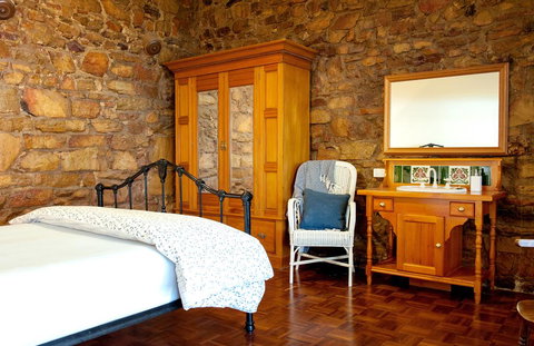 Byronsvale Vineyard And Accommodation - Accommodation QLD 1