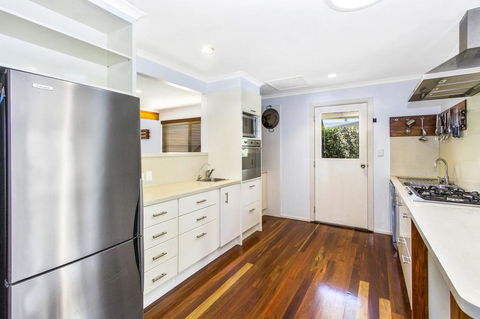 CABARITA BEACH BLISS - HOLIDAY HOME ON THE LAKE - Accommodation QLD 1