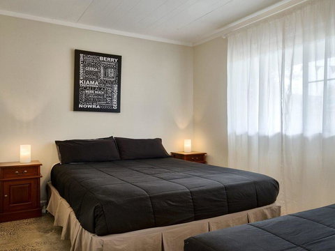 Callala Dreaming - Mid Century Beach House - Accommodation QLD 2