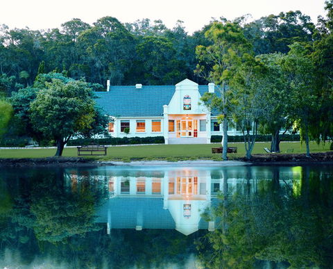 Cape Lodge - Accommodation QLD 0