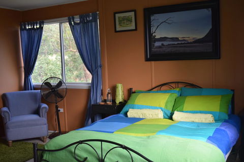 Capertee Valley Farmstays: Glenbrook Cottage - Accommodation QLD 1