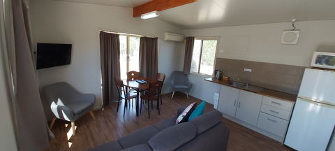 Capricorn Holiday Park - Accommodation QLD 1