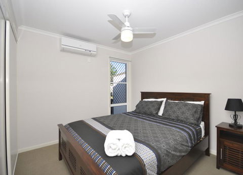 Capricorn Villas - Accommodation QLD 0