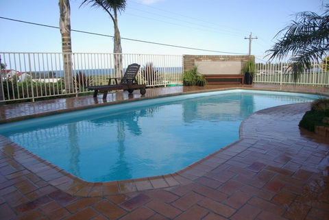 Captain's Quarters Bermagui - Accommodation QLD 3