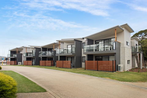 Captains Cove Resort - Accommodation QLD 1