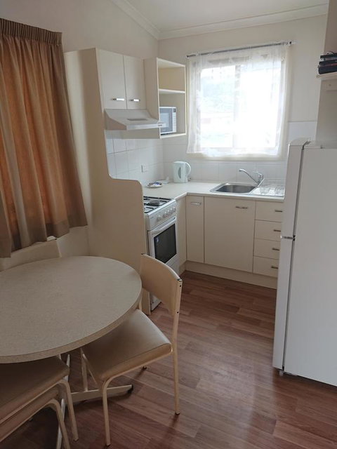 Caracourt Caravan Park - Accommodation QLD 3