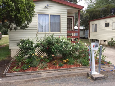 Caracourt Caravan Park - Accommodation QLD 0