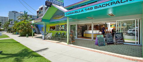Caravella Backpackers - Accommodation QLD 3