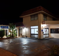 Caravilla Motor Inn - Accommodation QLD