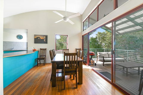 Carramar - 5 Callitris Crescent - Accommodation QLD 2