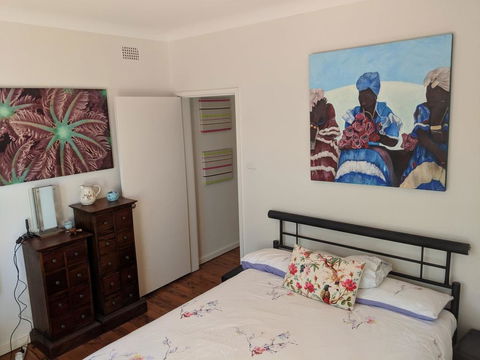 Casa De Sapo A Room In House With A Private Garden - Accommodation QLD 2