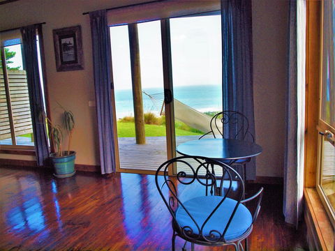 Castaways Apollo Bay - Accommodation QLD 2