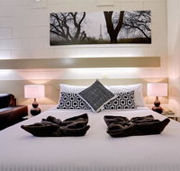 Castle Creek Motel - Accommodation QLD