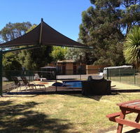 Castle Motel - Accommodation QLD