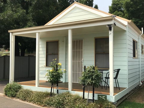 Castlemaine Central Cabin & Van Park - Accommodation QLD 2