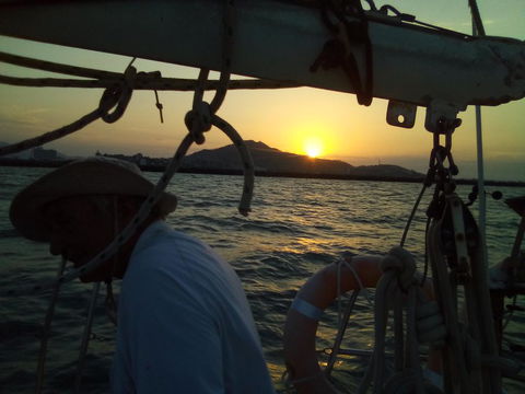 Casual Fare Sailing Charters Townsville - Ocean Living - Cruise - Accommodation QLD 2
