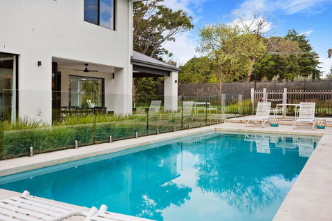 CATALINA - MOUNT ELIZA - Accommodation QLD 0