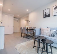 CBD Modern Classic 1 Bedroom AptLa Trobe Tower - Accommodation QLD