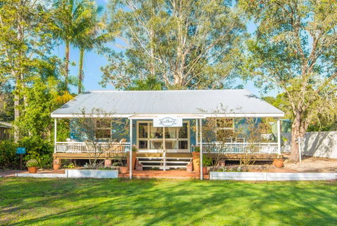 Celestial Dew Guest House, Day Spa, Retreat - Accommodation QLD 0