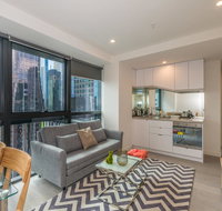 Central 2 Bedroom Deluxe ApartmentLa Trobe Tower - Accommodation QLD