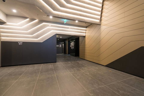 Central 2 Bedroom Deluxe Apartment@La Trobe Tower - Accommodation QLD 1