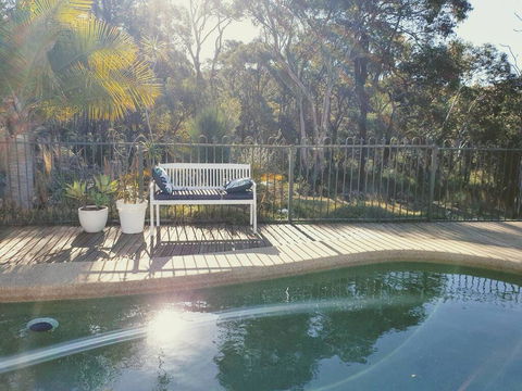 Central Coast Getaway 4B Family Holiday Home - Accommodation QLD 1