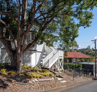 Central Cottage - Accommodation QLD
