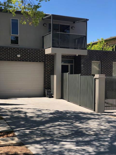 Central Executive 4br Townhouse - Accommodation QLD 1