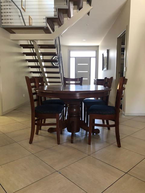 Central Executive 4br Townhouse - Accommodation QLD 3