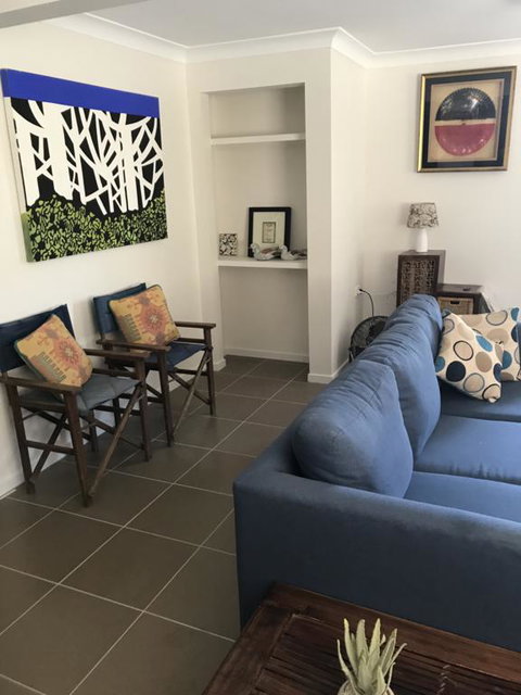Central Gold Coast 3 Double Bedroom Apartment - Accommodation QLD 3