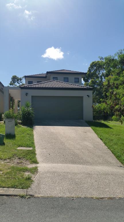 Central Gold Coast Large, Modern, Elevated House - Accommodation QLD 0