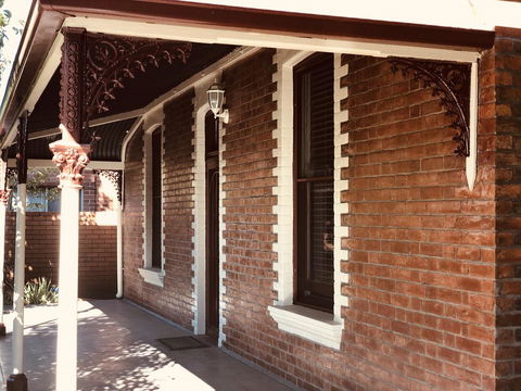 Central Holiday Home On Hume - Accommodation QLD 0