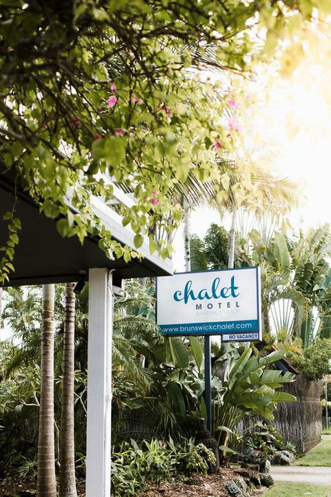 Chalet Motel Brunswick Heads - Accommodation QLD 3