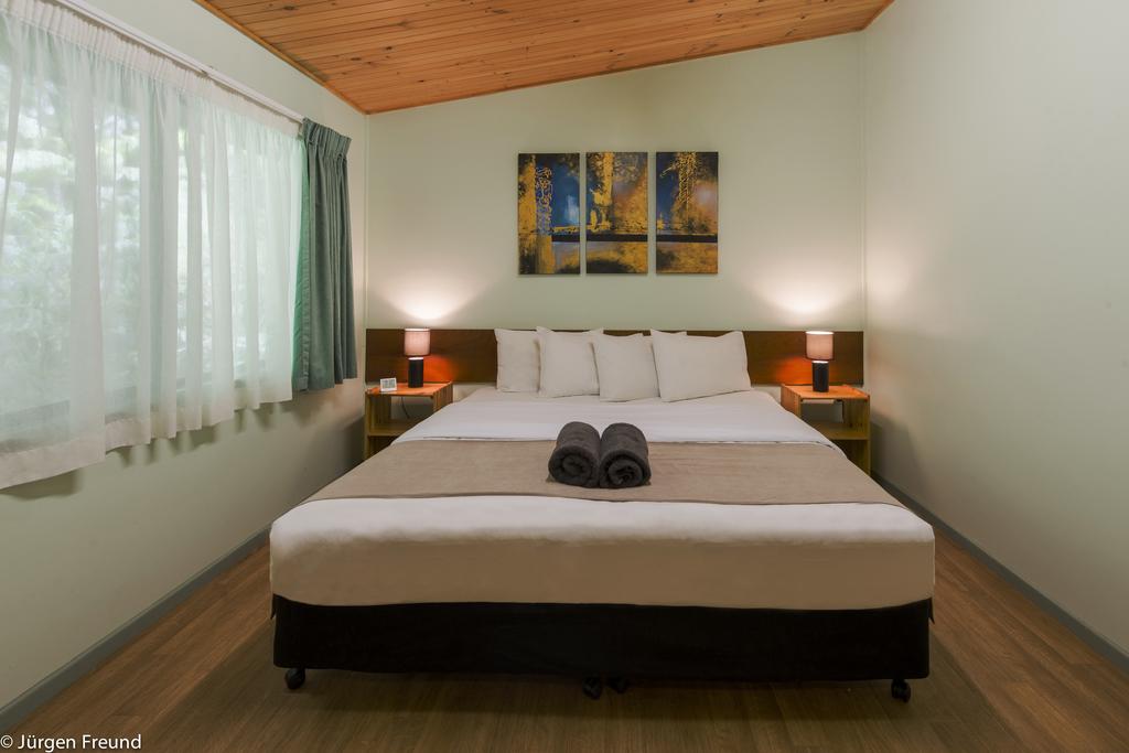 Lake Eacham QLD Accommodation QLD