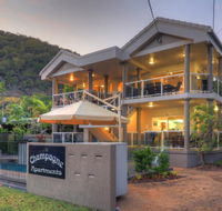 Champagne Apartment 2 - Accommodation QLD