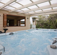 Charles Central Oasis 8 - Accommodation QLD