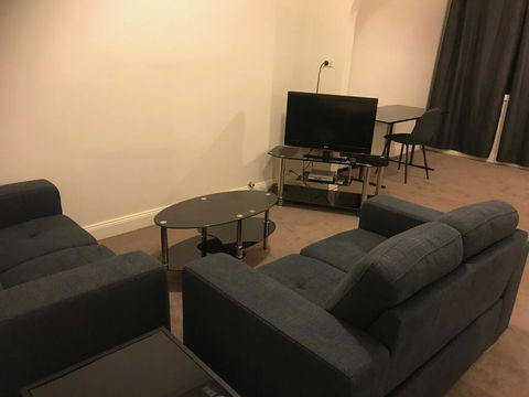 Charles Rasp Motor Inn & Cottages - Accommodation QLD 3