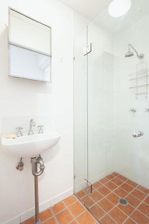 Charming Centrally Located 2 Bedroom Accommodation - Accommodation QLD 3