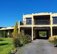 Chateau Bass - Accommodation QLD