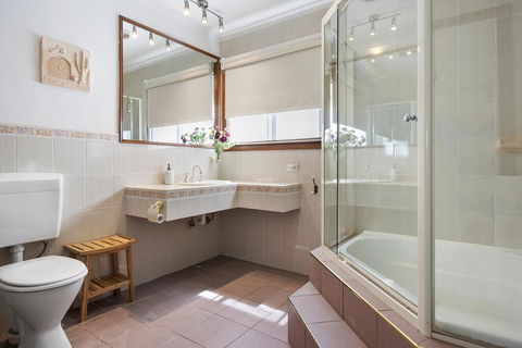 Cheero Cottage - Accommodation QLD 3