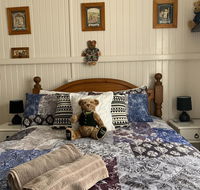 Cherry Blossom Cottage - Accommodation QLD