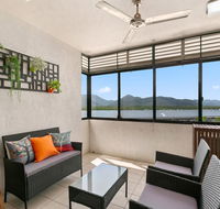 Chic City Apartment with Waterfront Views - Accommodation QLD
