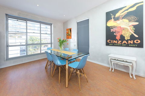 Chic East Sydney Pad - Accommodation QLD 3