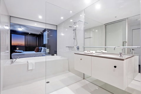 Circle Private Residences - Accommodation QLD 2