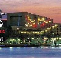 City Sunsets  South Bank  CBD Views Pool Netflix - Accommodation QLD