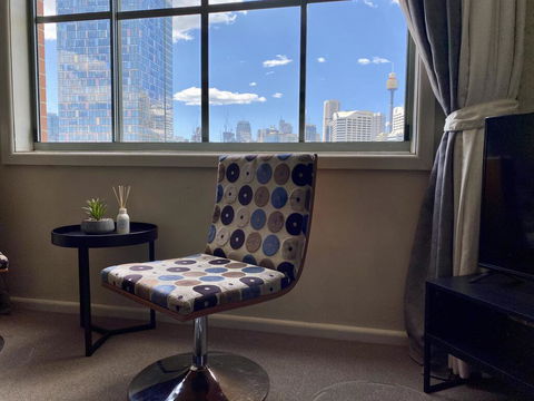 City Views, Pool , Parking & Gym Darling Harbour Sydney Apartment Sleeps 5 - Accommodation QLD 2