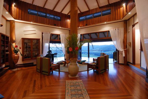 Cloud 9 - Accommodation QLD 2
