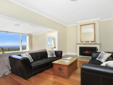 Cloudhill - Magnificent Rural Views To Sydney - Accommodation QLD 3
